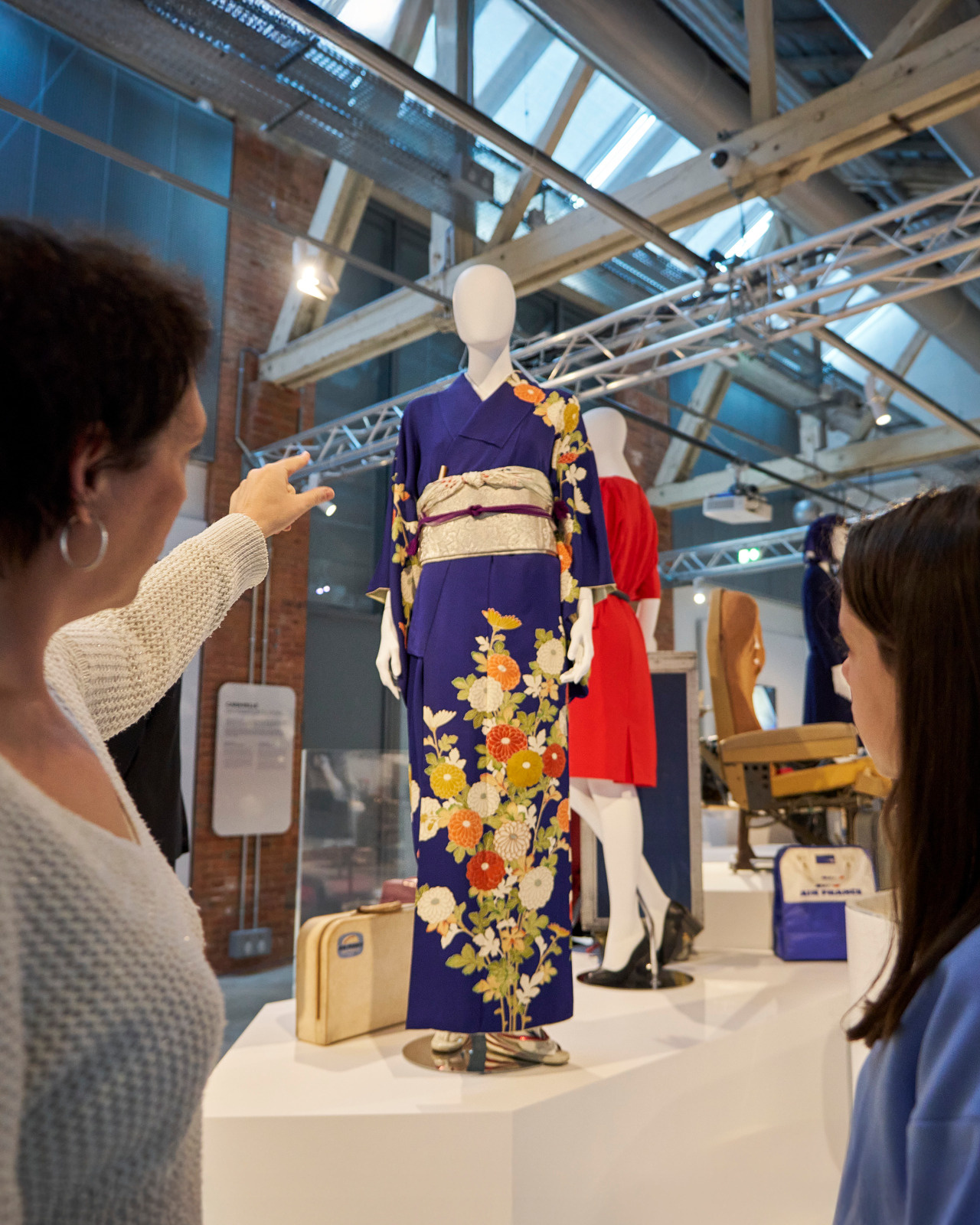 Visite guidée de l'exposition Air France, une histoire d’élégance à L'Envol des Pionniers