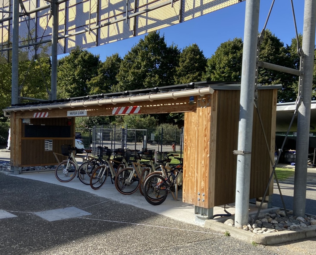 Les vélos en libre service pour les collaborateurs de la Cité de l'espace et de L'Envol des Pionniers.